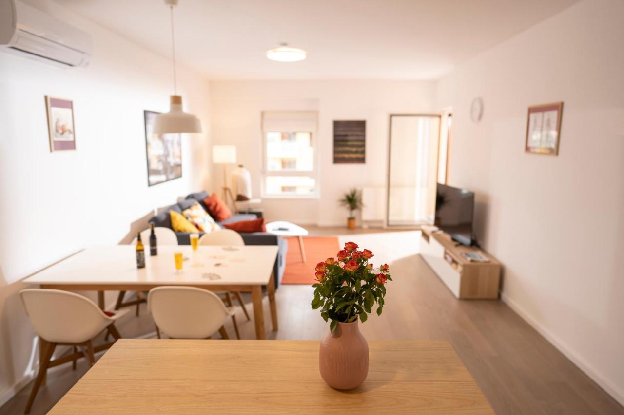 Mannequin: Sea View, Private Parking In The Garage Apartment Rijeka Luaran gambar