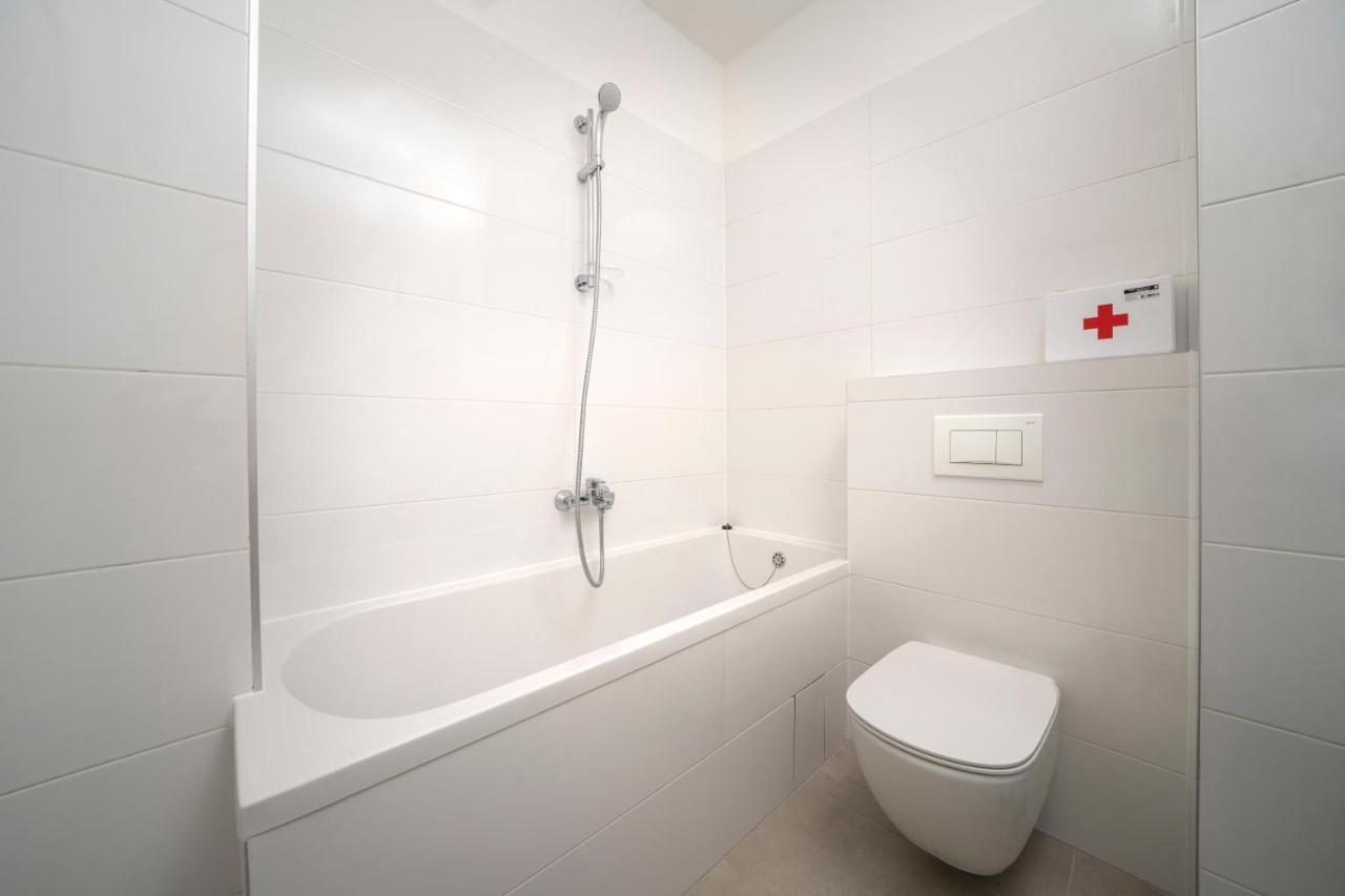 Mannequin: Sea View, Private Parking In The Garage Apartment Rijeka Luaran gambar