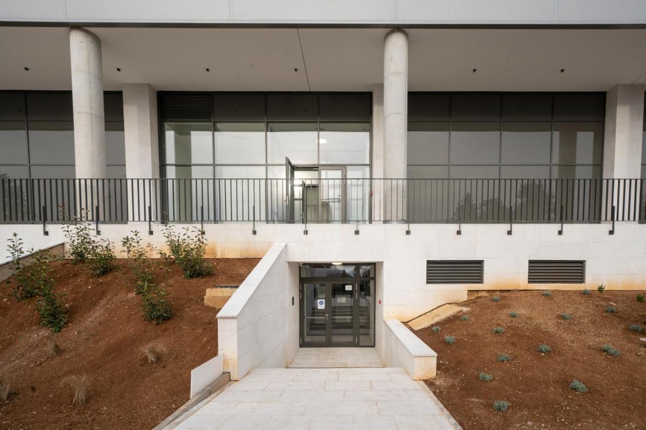 Mannequin: Sea View, Private Parking In The Garage Apartment Rijeka Luaran gambar